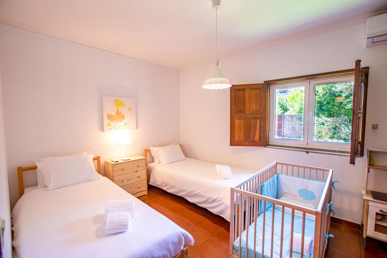 ギマランイス Quinta De Carvalhal - Casa Da Vinhaヴィラ エクステリア 写真